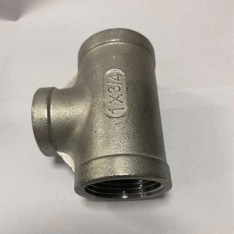 Rosca Acero Inoxidable Clase 150 Tee Roja